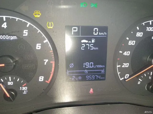 Фото автомобиля HYUNDAI SOLARIS, 2020 — госномер С950ВХ550. Цвет: ЧЕРНЫЙ
