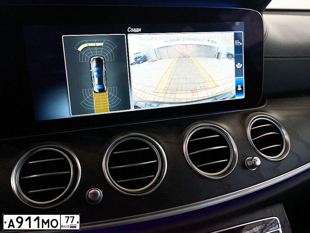 Фото автомобиля МЕРСЕДЕС-БЕНЦ E220D 4MATIC, 2018 — госномер В433КМ977. Цвет: ЧЕРНЫЙ