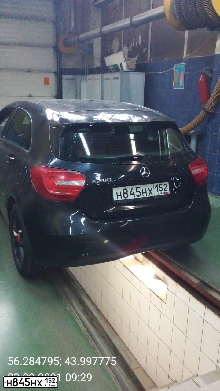 Фото автомобиля MERCEDES-BENZ A-CLASS, 2013 — госномер Е532УВ790. Цвет: ЧЕРНЫЙ
