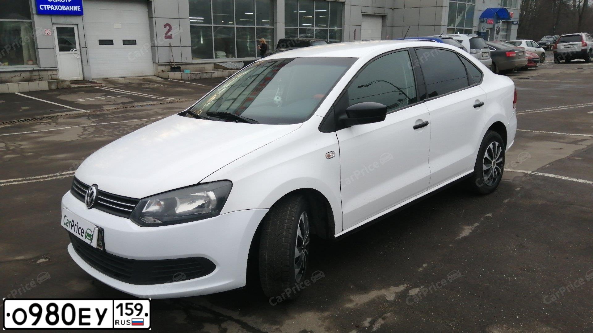 Фото автомобиля VOLKSWAGEN POLO, 2015 — госномер Т618КВ774. Цвет: ЧЕРНЫЙ