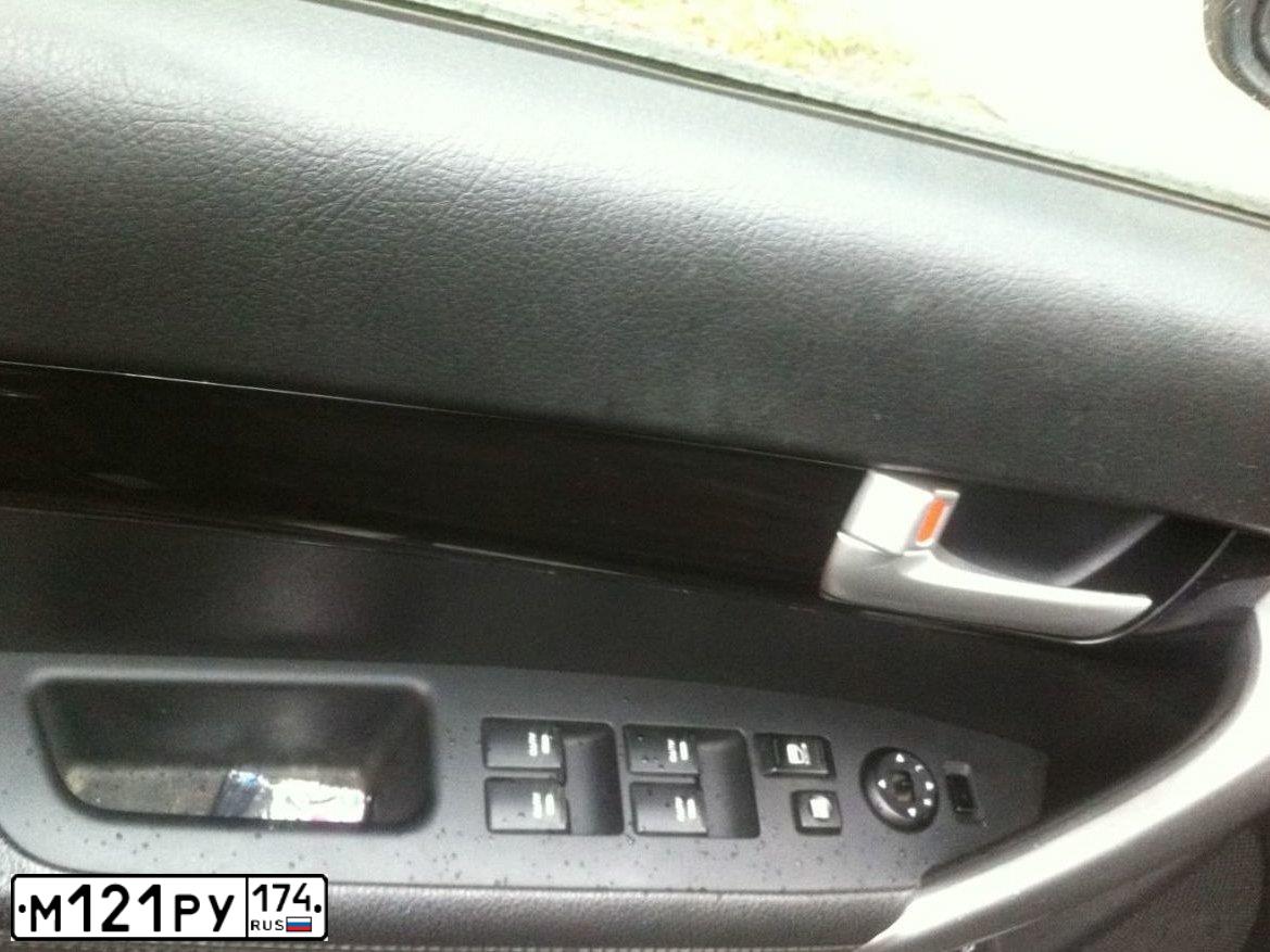 Фото автомобиля (KIA) КИА ХМ СОРЕНТО (SORENTO), 2012 — госномер М121РУ174