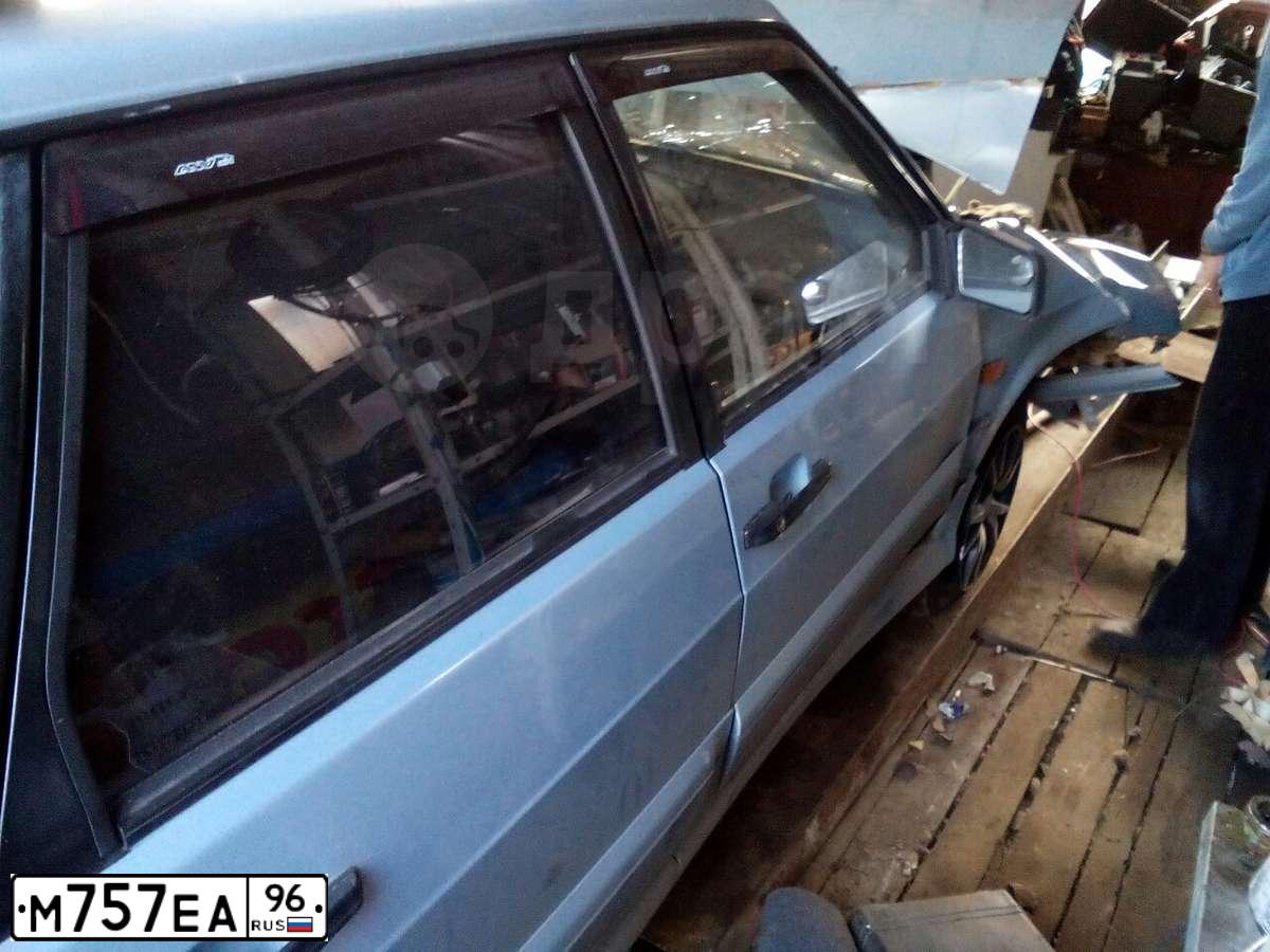 Фото автомобиля NISSAN X-TRAIL, 2008 — госномер А064СР196. Цвет: ЧЕРНЫЙ