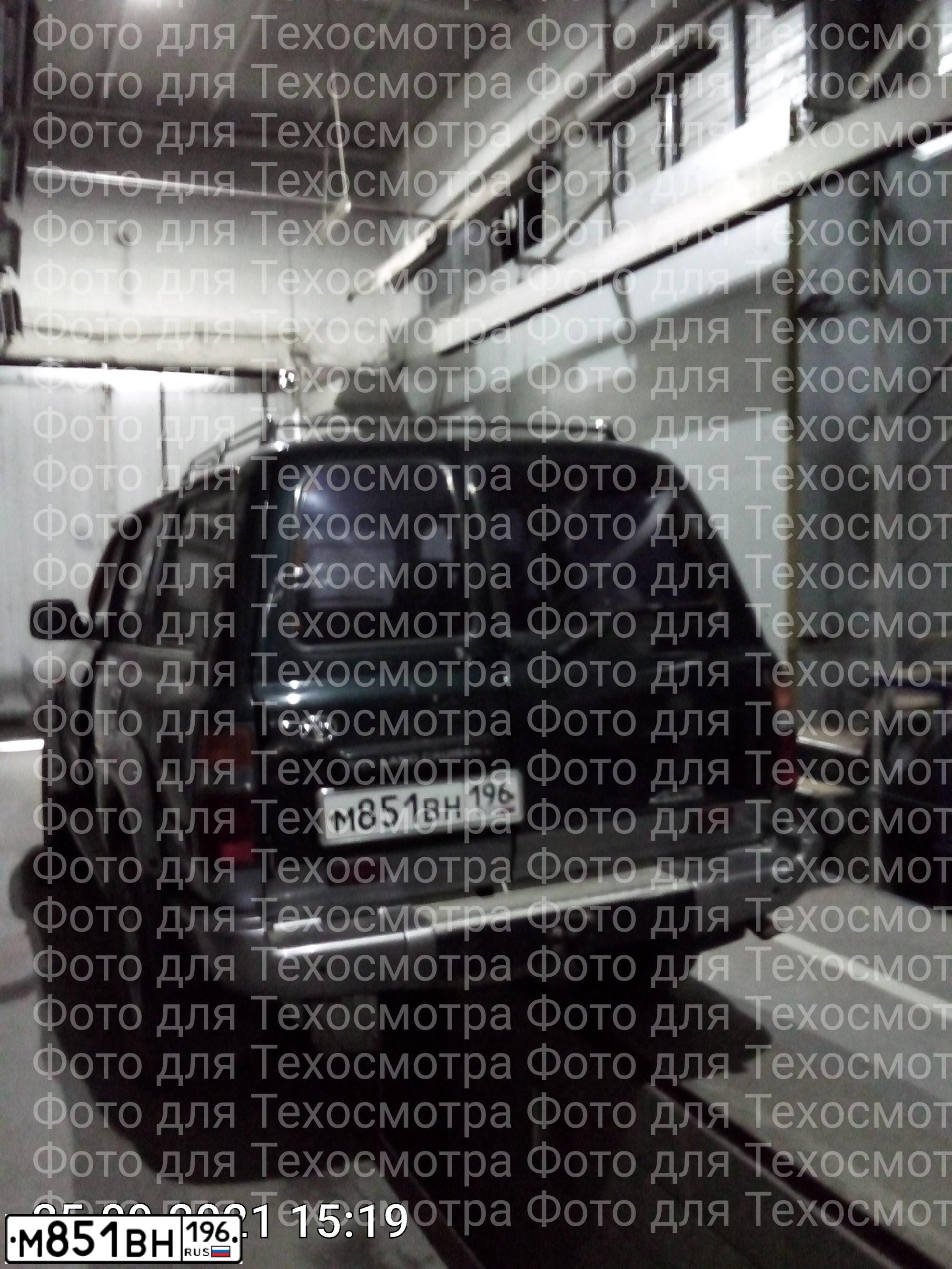 Фото автомобиля TOYOTA LANDCRUISER, 1996 — госномер С591ХУ71. Цвет: Темно-зеленый
