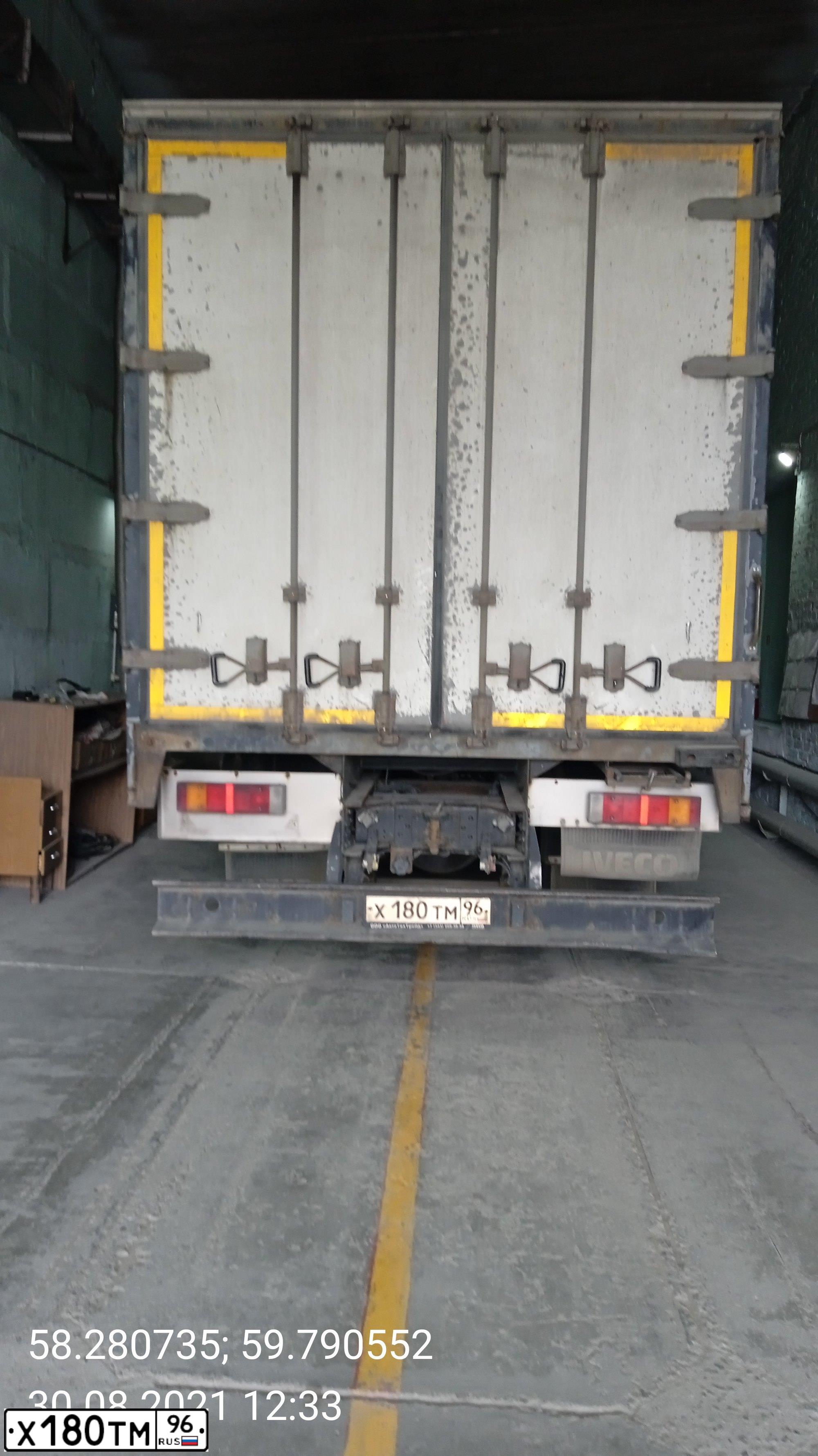Фото автомобиля IVECO AMT URAL IVECO 6339 /6X6/, 2012 — госномер Х180ТМ96. Цвет: БЕЛЫЙ