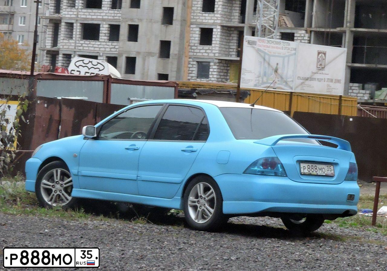 Фото автомобиля KIA CEE'D, 2010 — госномер Р966ОО178. Цвет: БЕЖЕВЫЙ