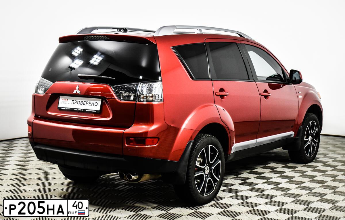 Фото автомобиля MITSUBISHI OUTLANDER, 2008 — госномер Р205НА40. Цвет: Красный
