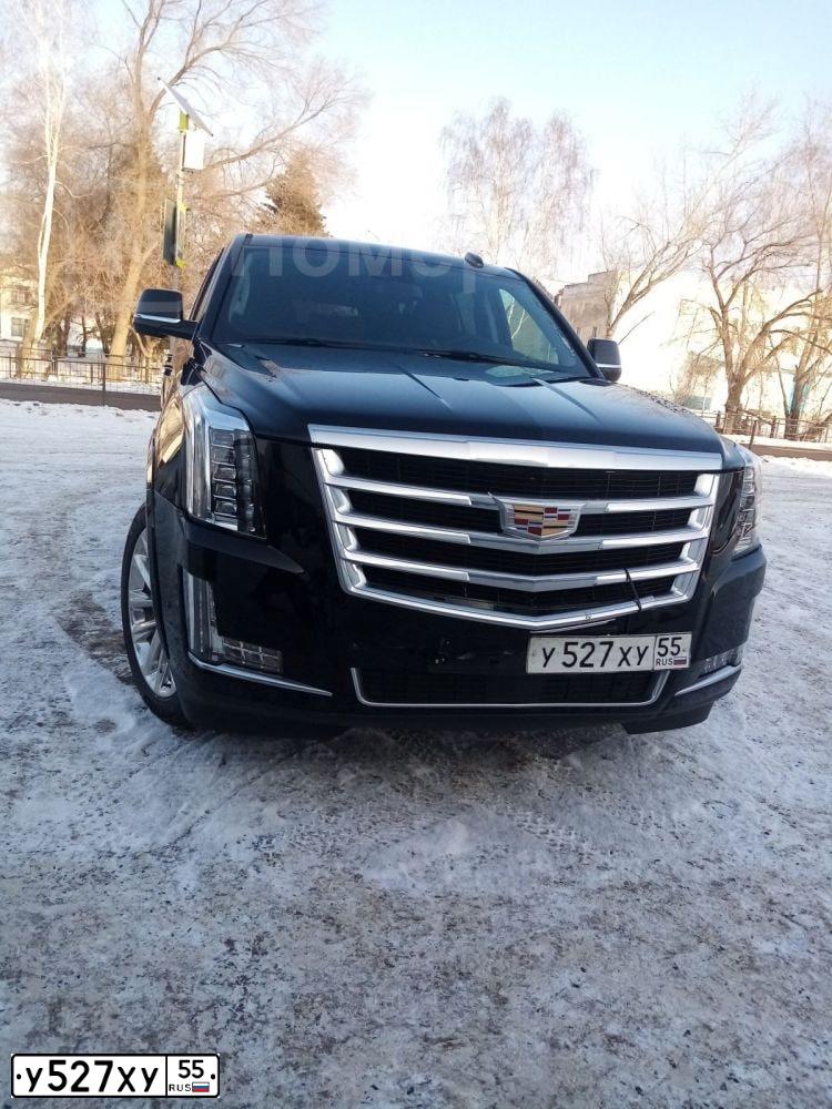 Фото автомобиля CADILLAC ESCALADE, 2019 — госномер М697НЕ198. Цвет: ЧЕРНЫЙ