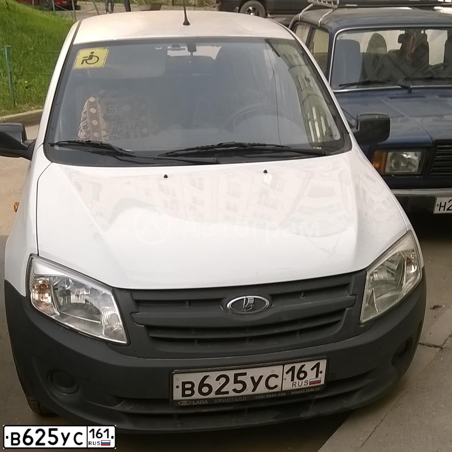 Фото автомобиля LADA 2190 GRANTA, 2015 — госномер В625УС161. Цвет: Белый