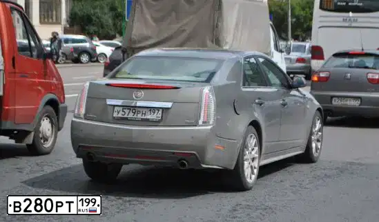 Фото автомобиля SEAT LEON, 2004 — госномер В243РА799. Цвет: СЕРЫЙ