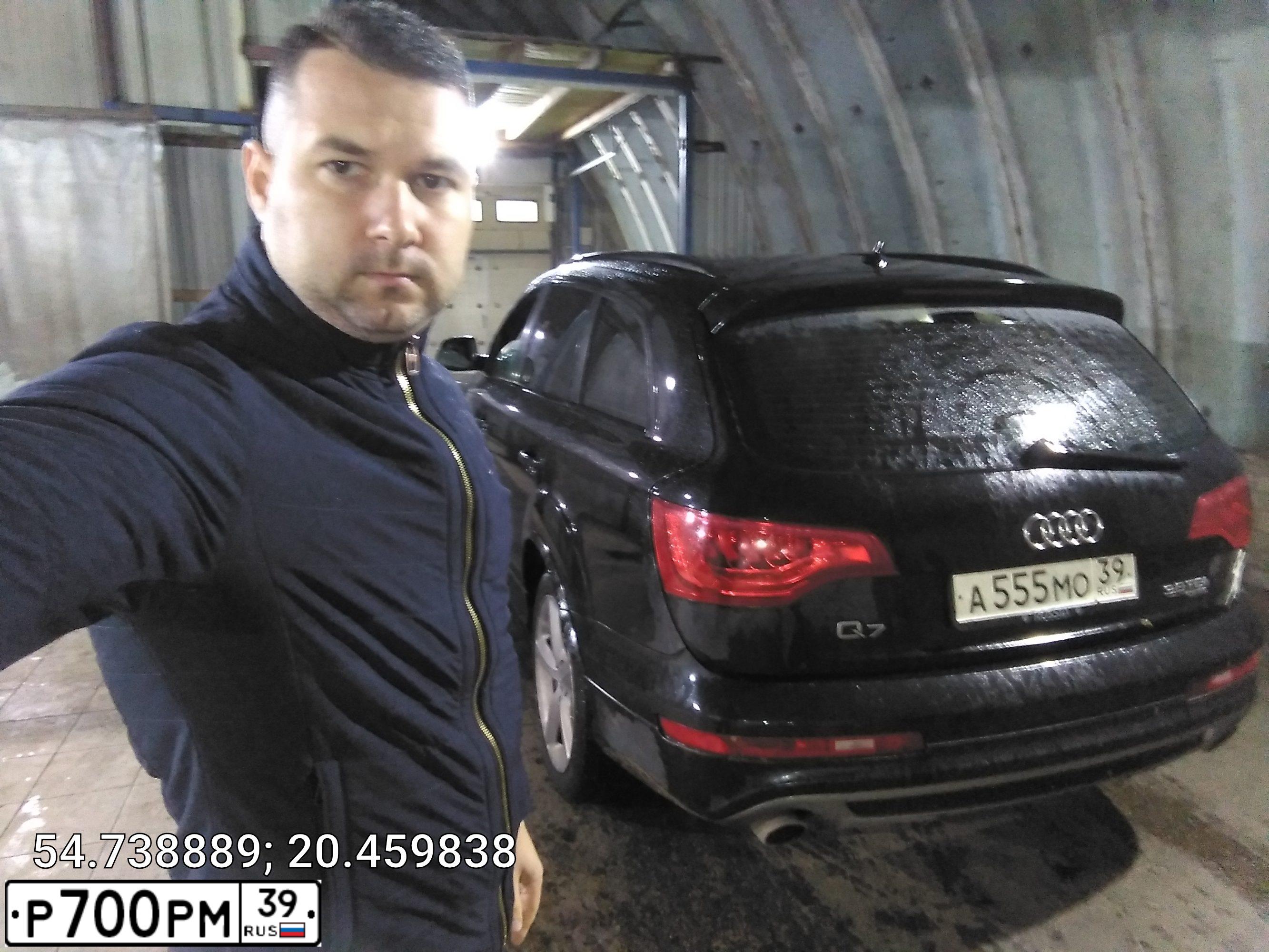 Фото автомобиля AUDI Q7, 2010 — госномер К767МР39. Цвет: ЧЕРНЫЙ