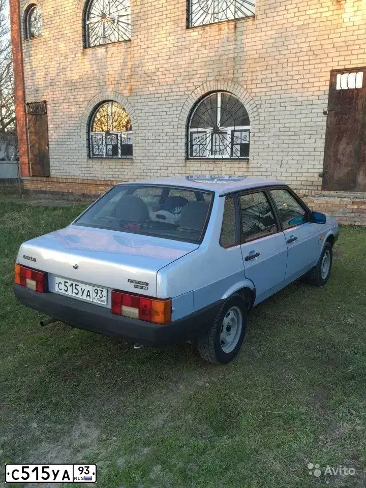 Фото автомобиля LADA 2105, 1996 — госномер В801РМ123. Цвет: Белый
