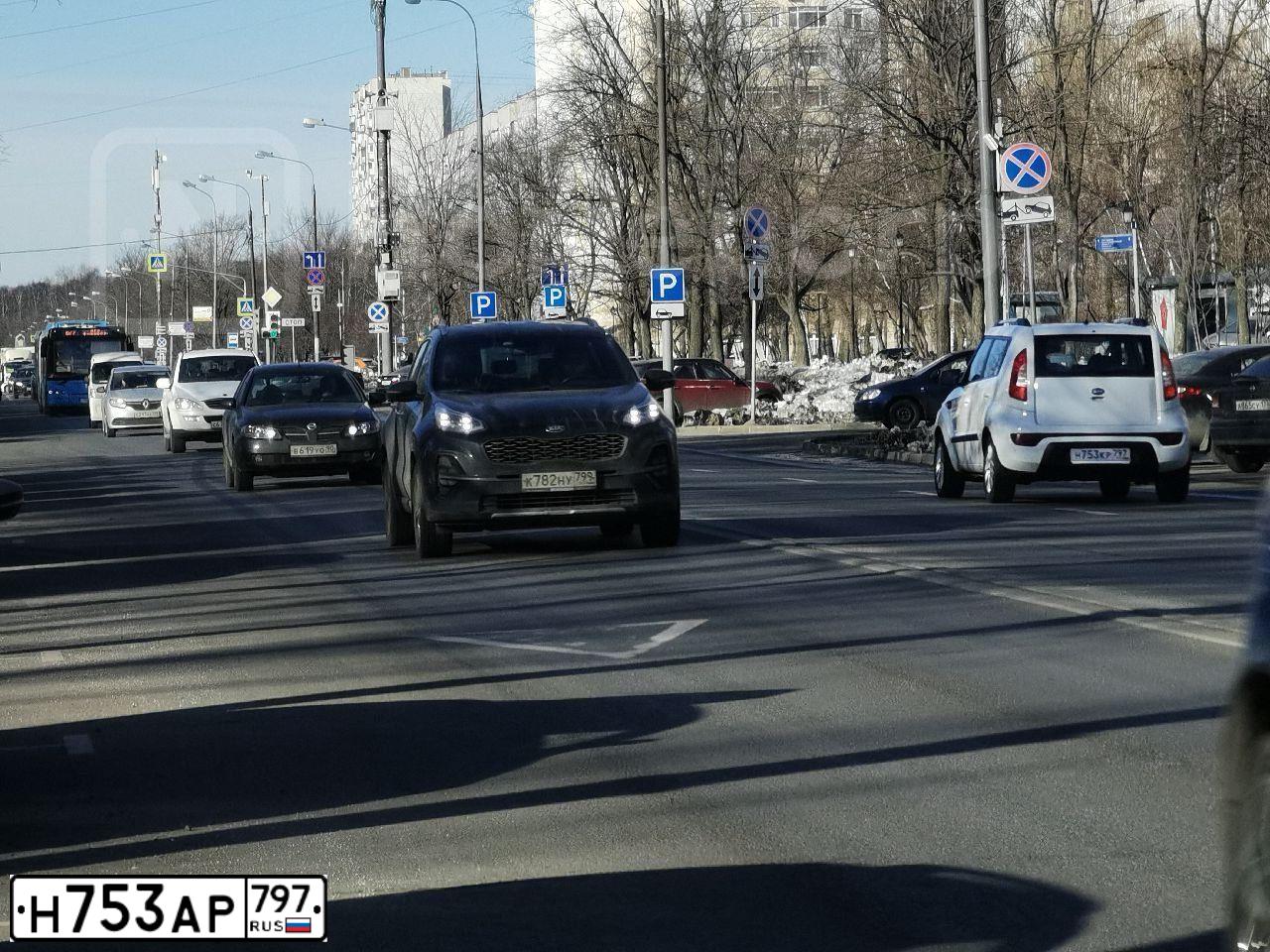 Фото автомобиля MERCEDES GL-KLASSE, 2009 — госномер Н753АР797. Цвет: ЧЕРНЫЙ