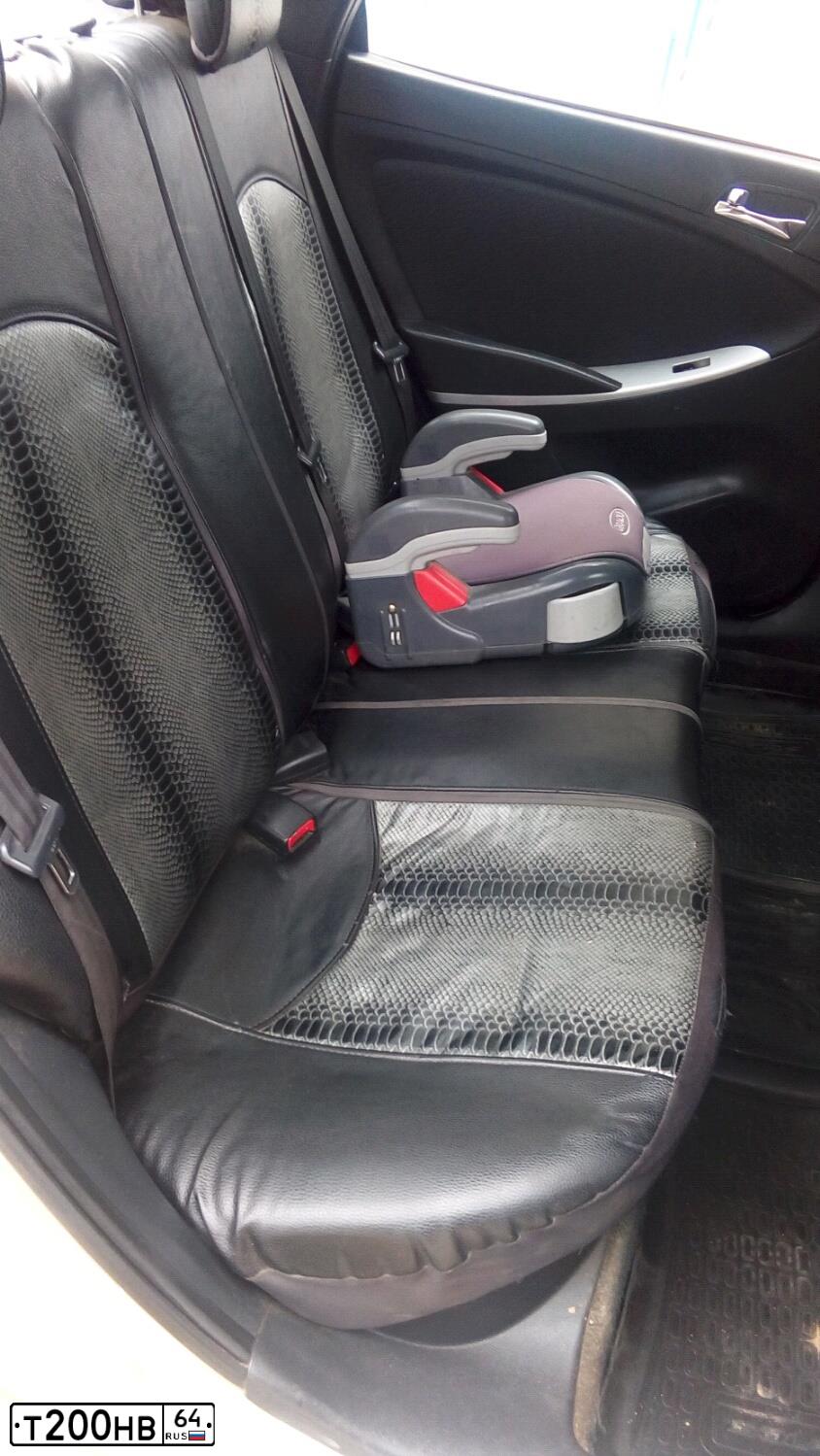 Фото автомобиля HYUNDAI SOLARIS, 2017 — госномер А333АХ64. Цвет: Серебристый