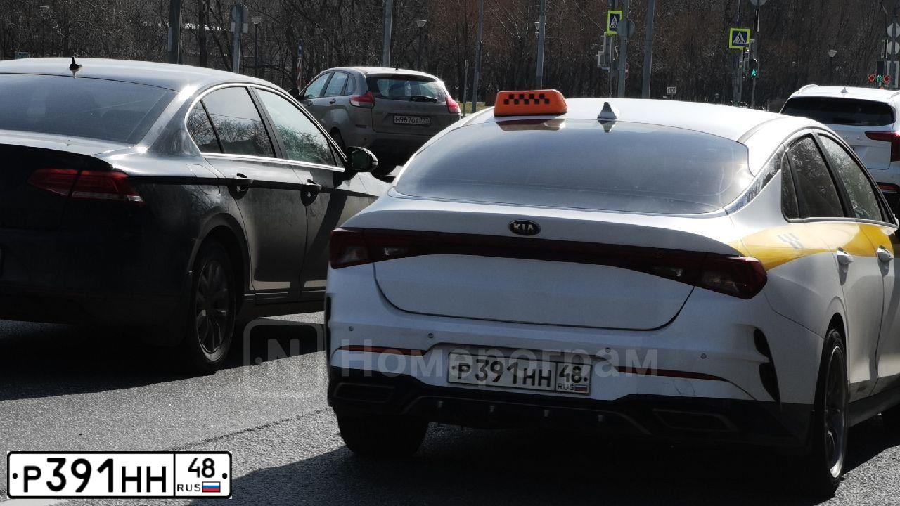 Фото автомобиля KIA K5, 2020 — госномер Р391НН48. Цвет: ШЁЛКОВОЕ СЕРЕБРО