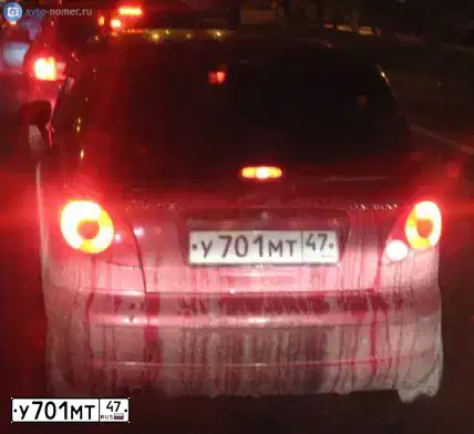 Фото автомобиля DAEWOO MATIZ, 2005 — госномер У701МТ47. Цвет: ВИШНЕВЫЙ