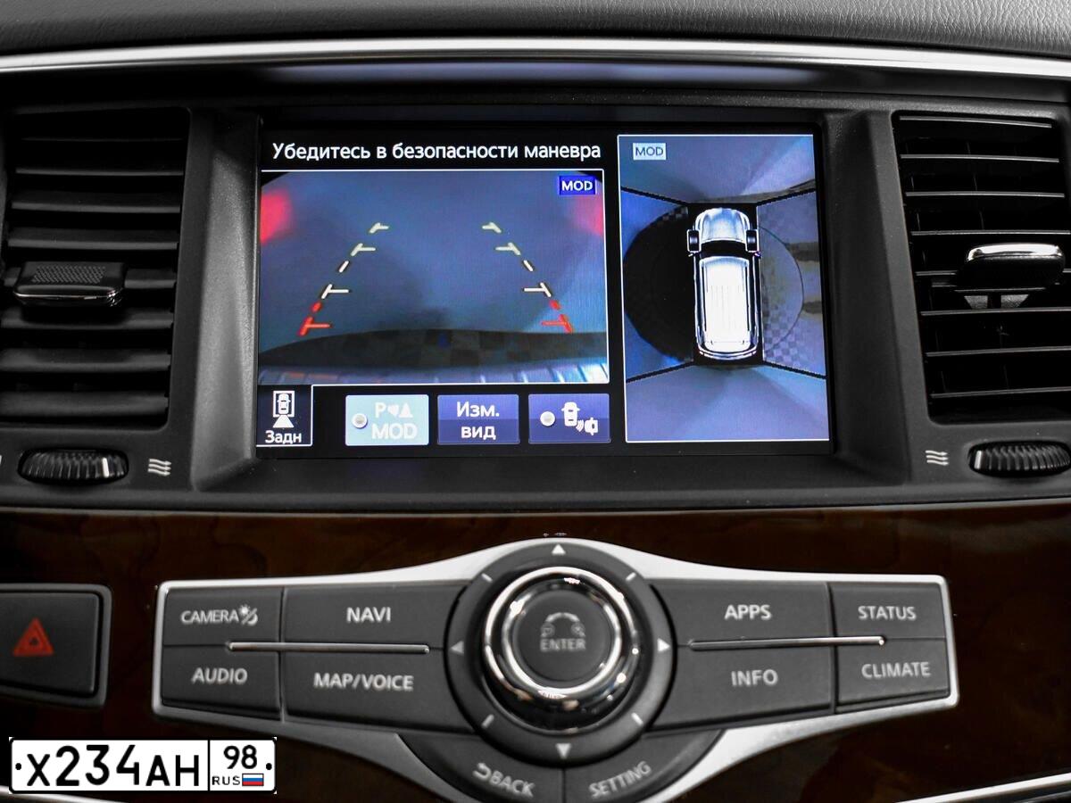 Фото автомобиля INFINITI QX56, 2012 — госномер Т740РЕ797. Цвет: Серый