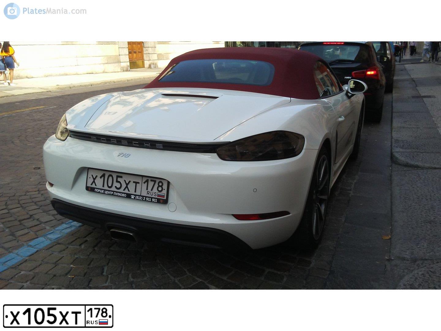 Фото автомобиля PORSCHE BOXSTER, 2017 — госномер Х105ХТ178. Цвет: БЕЛЫЙ