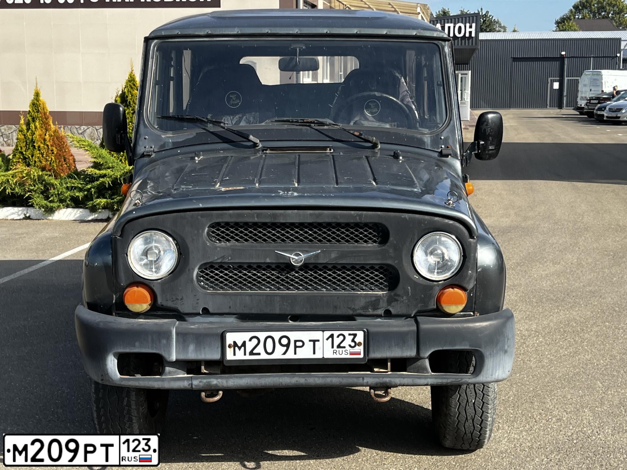 Фото автомобиля UAZ 3151 / HUNTER, 2005 — госномер М209РТ123. Цвет: СЕРЫЙ