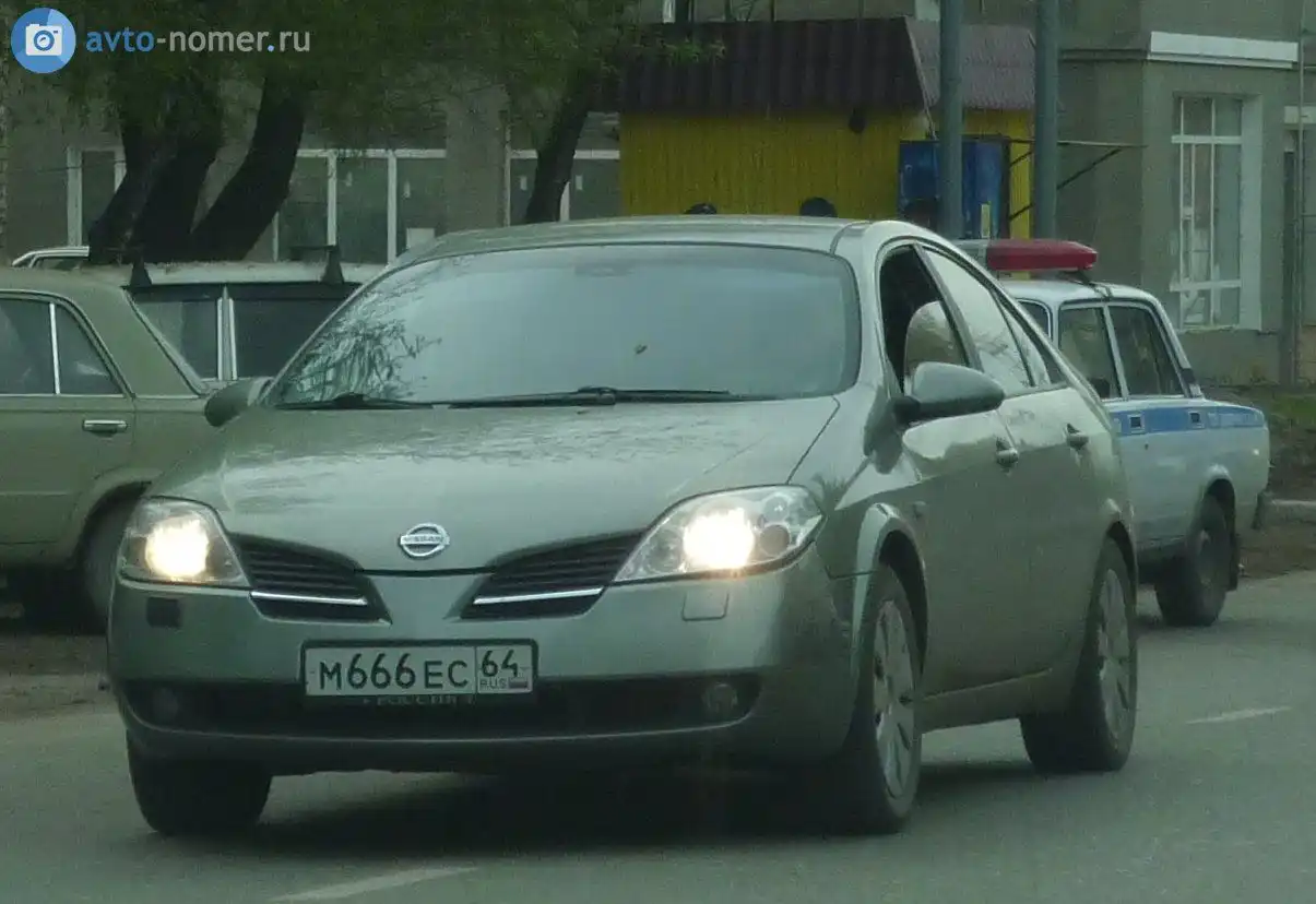 Фото автомобиля LADA 2113 SAMARA, 2006 — госномер А039АЕ164. Цвет: ЗОЛОТИСТО ТЕМНО ЗЕЛЕНЫЙ