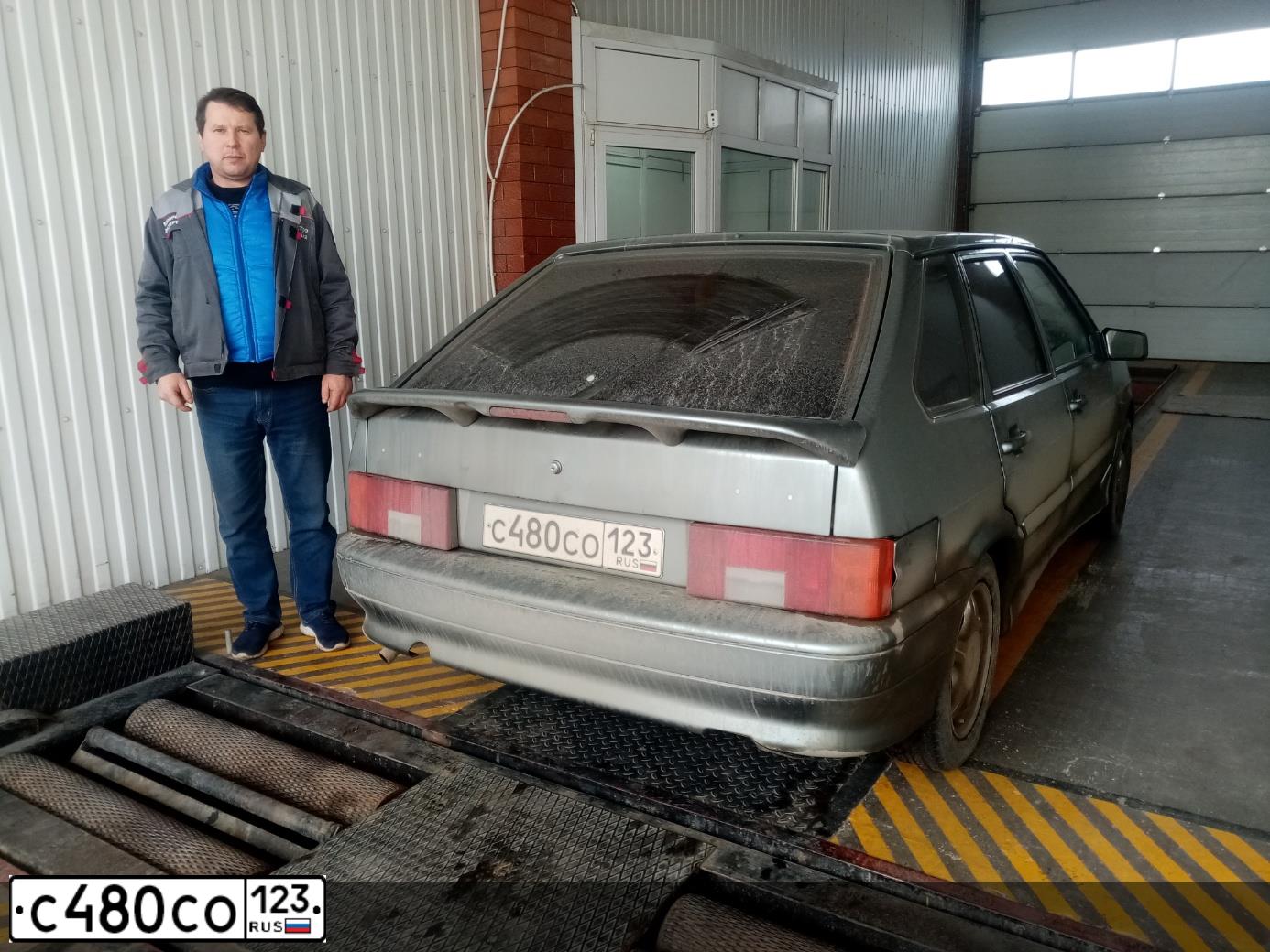Фото автомобиля NISSAN MICRA, 2000 — госномер С480СО123. Цвет: ЧЕРНЫЙ