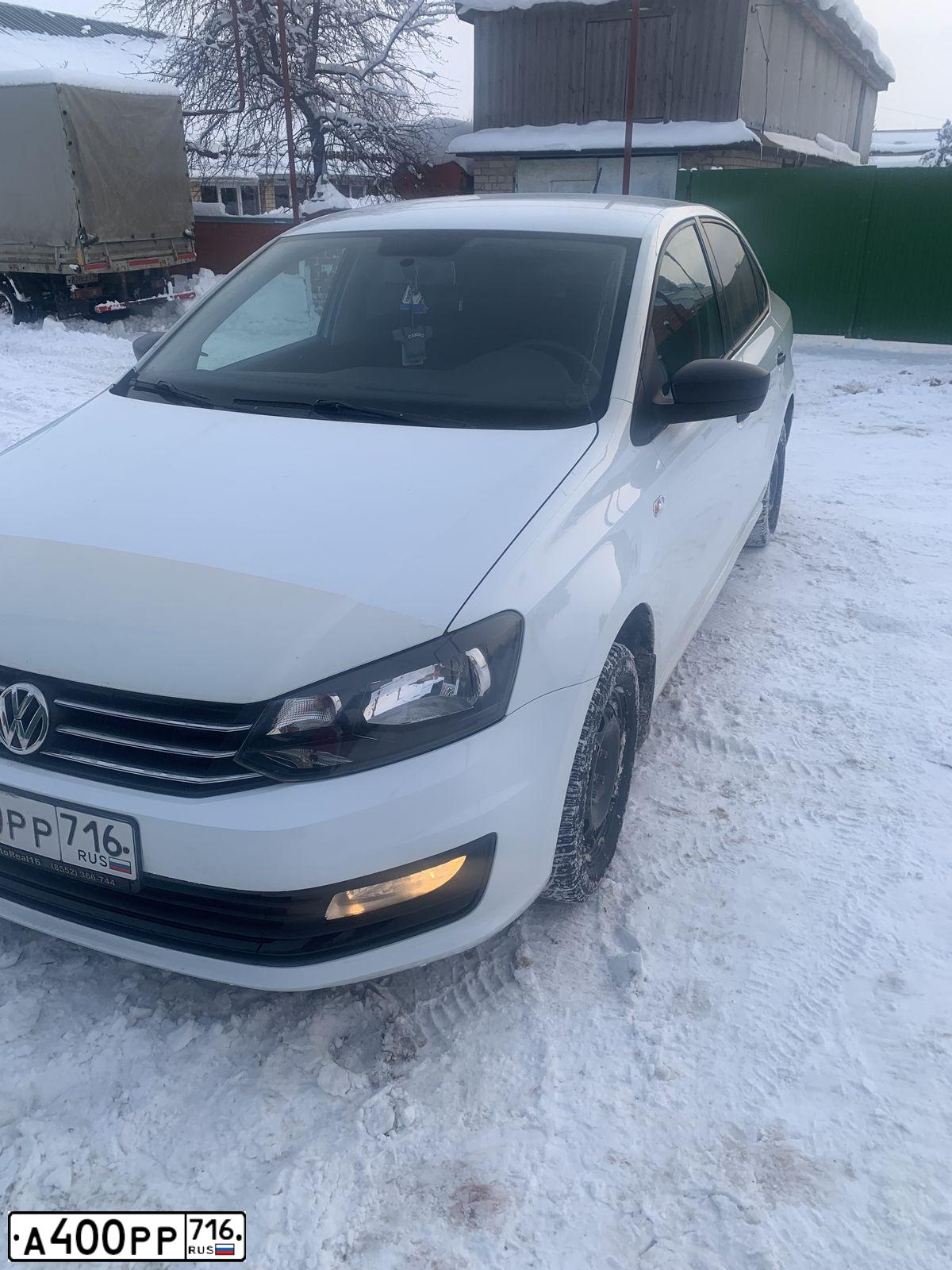 Фото автомобиля VOLKSWAGEN POLO, 2018 — госномер О067ЕЕ716. Цвет: Белый