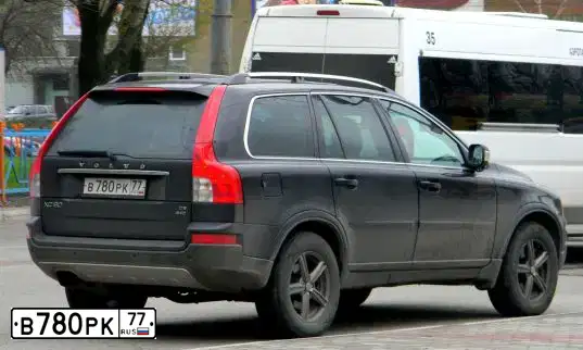 Фото автомобиля VOLVO XC90, 2008 — госномер Н132СО32. Цвет: ЧЕРНЫЙ