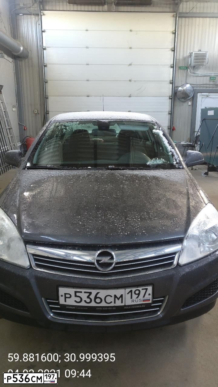Фото автомобиля OPEL ASTRA, 2011 — госномер В656ММ147. Цвет: СЕРЫЙ ТЕМНЫЙ