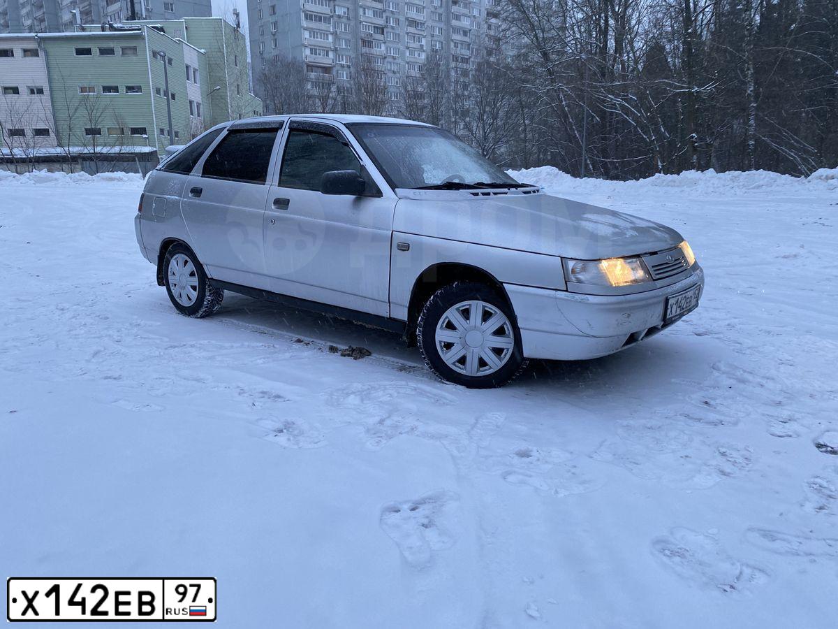 Фото автомобиля MERCEDES E-KLASSE, 1991 — госномер Х672ВМ177. Цвет: ТЕМНО-СИНИЙ