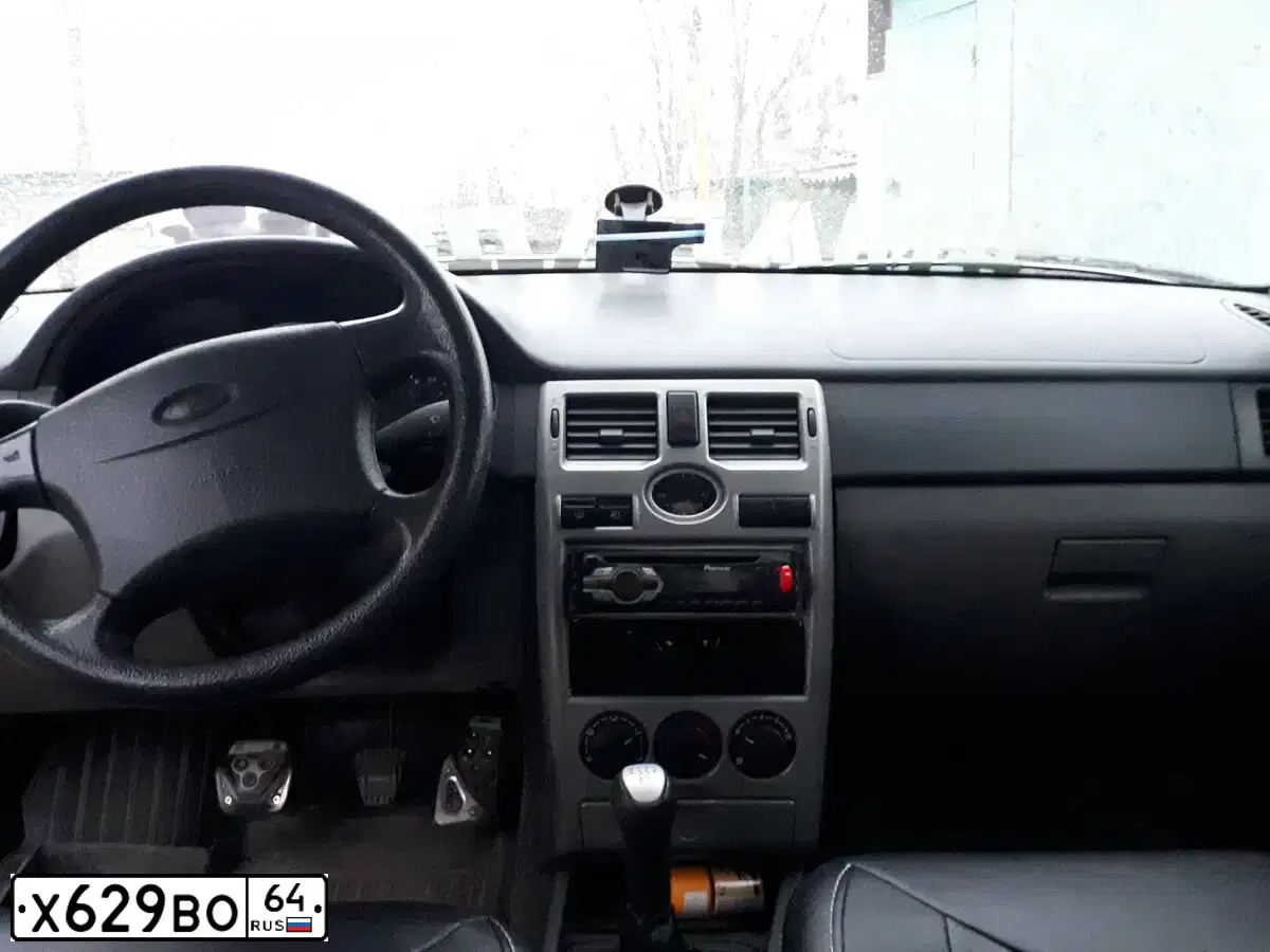 Фото автомобиля LADA 2170 PRIORA, 2011 — госномер Е534УР134. Цвет: СЕРО-СИНЕ-ЗЕЛЕНЫЙ