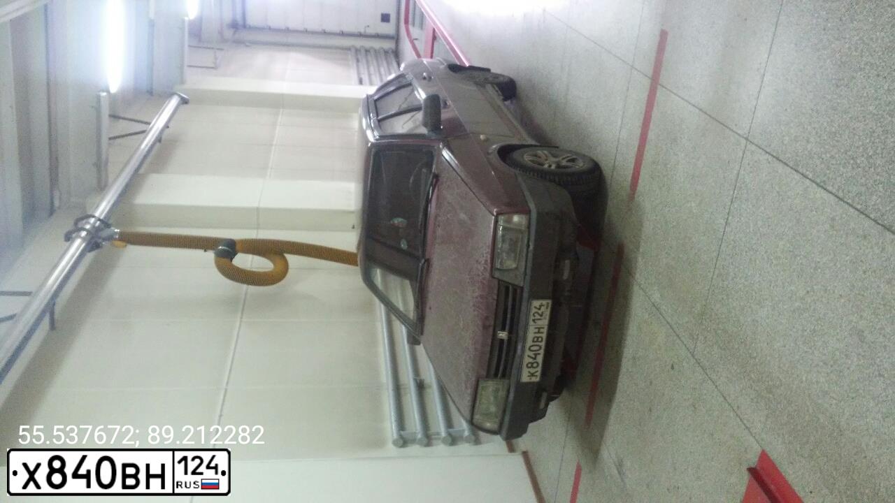 Фото автомобиля LADA 2107, 2011 — госномер С057НР124. Цвет: Белый