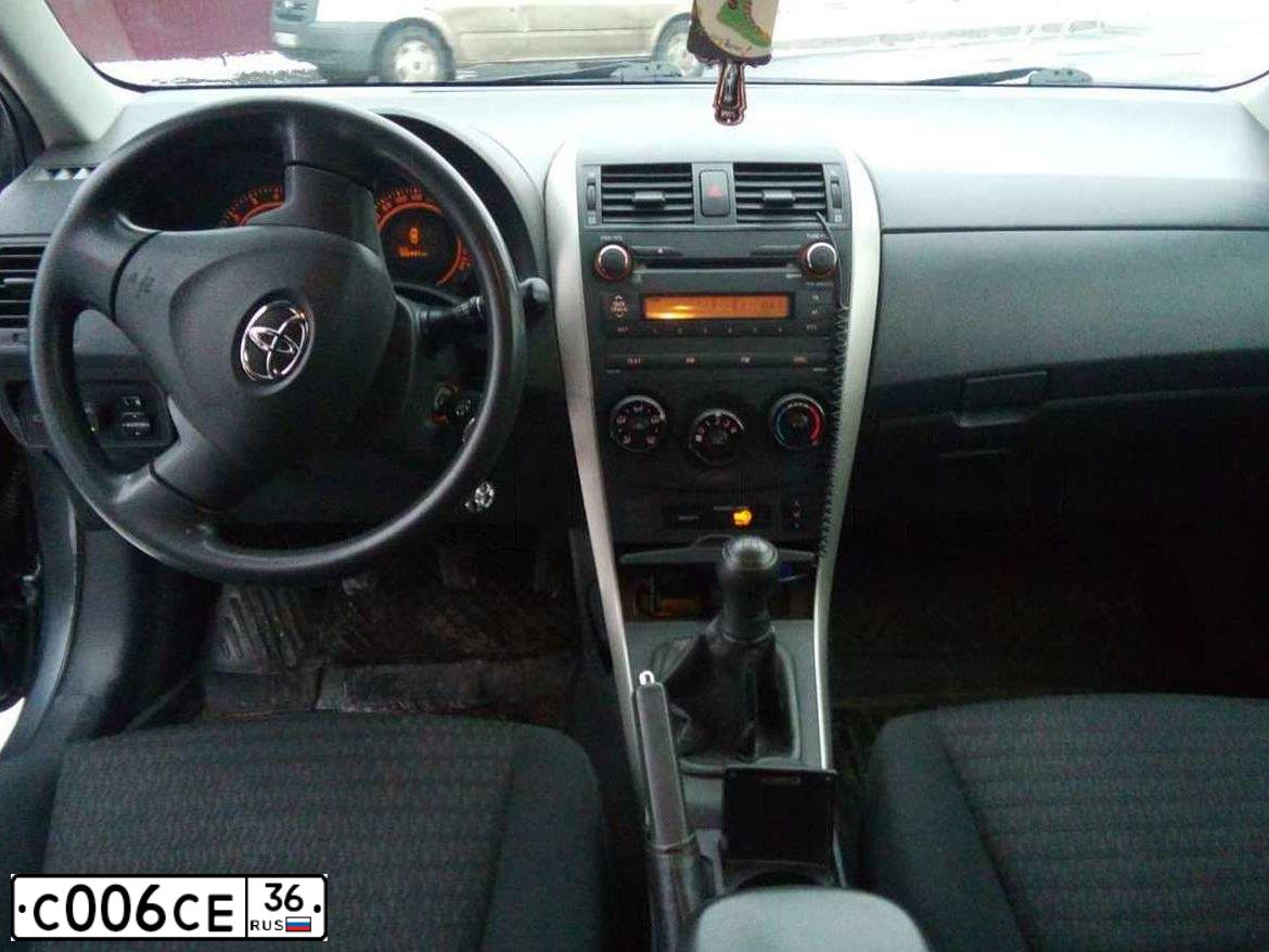 Фото автомобиля TOYOTA COROLLA, 2008 — госномер С006СЕ36. Цвет: Серый