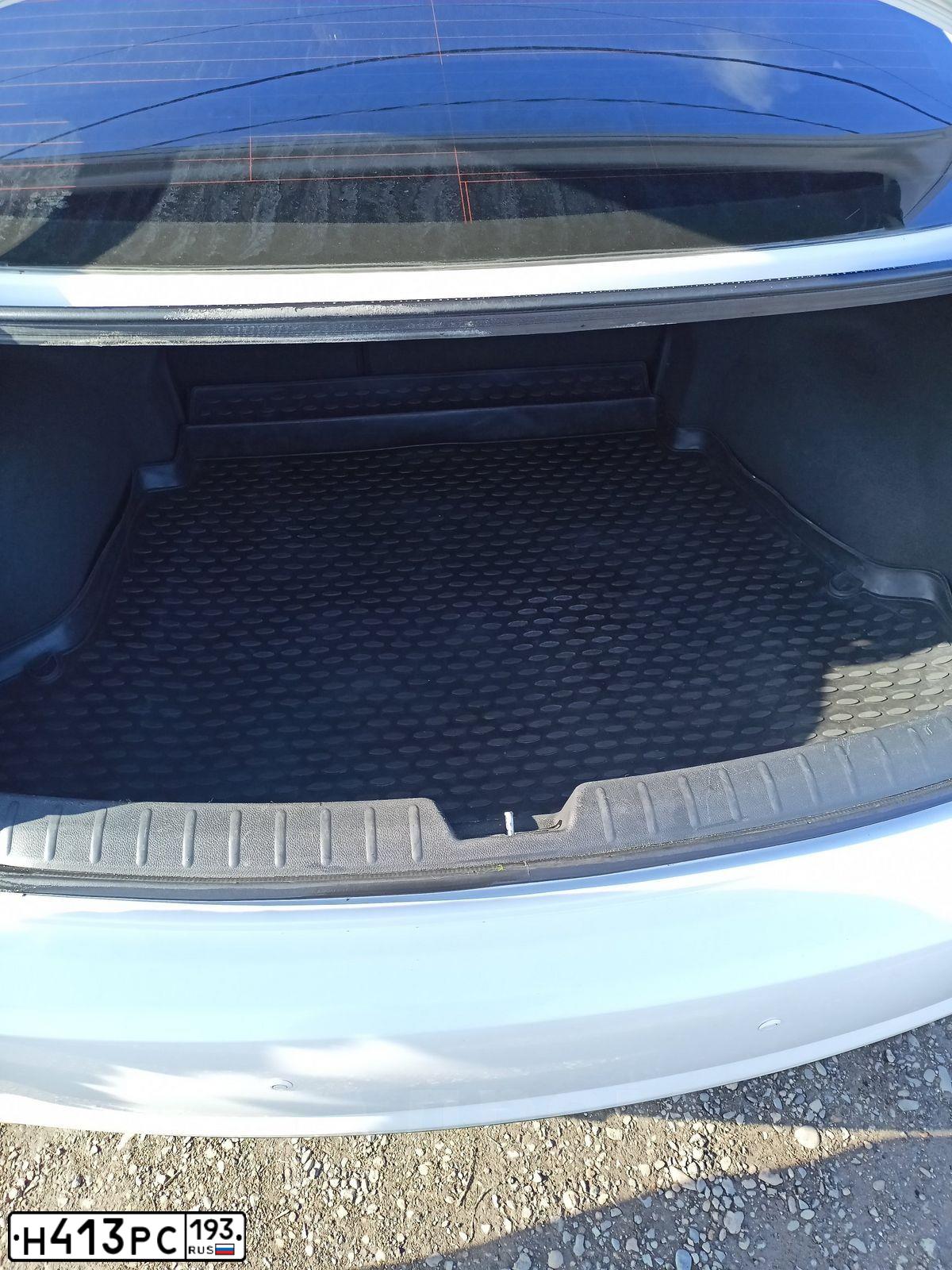 Фото автомобиля HYUNDAI I40, 2014 — госномер Н413РС193. Цвет: Белый