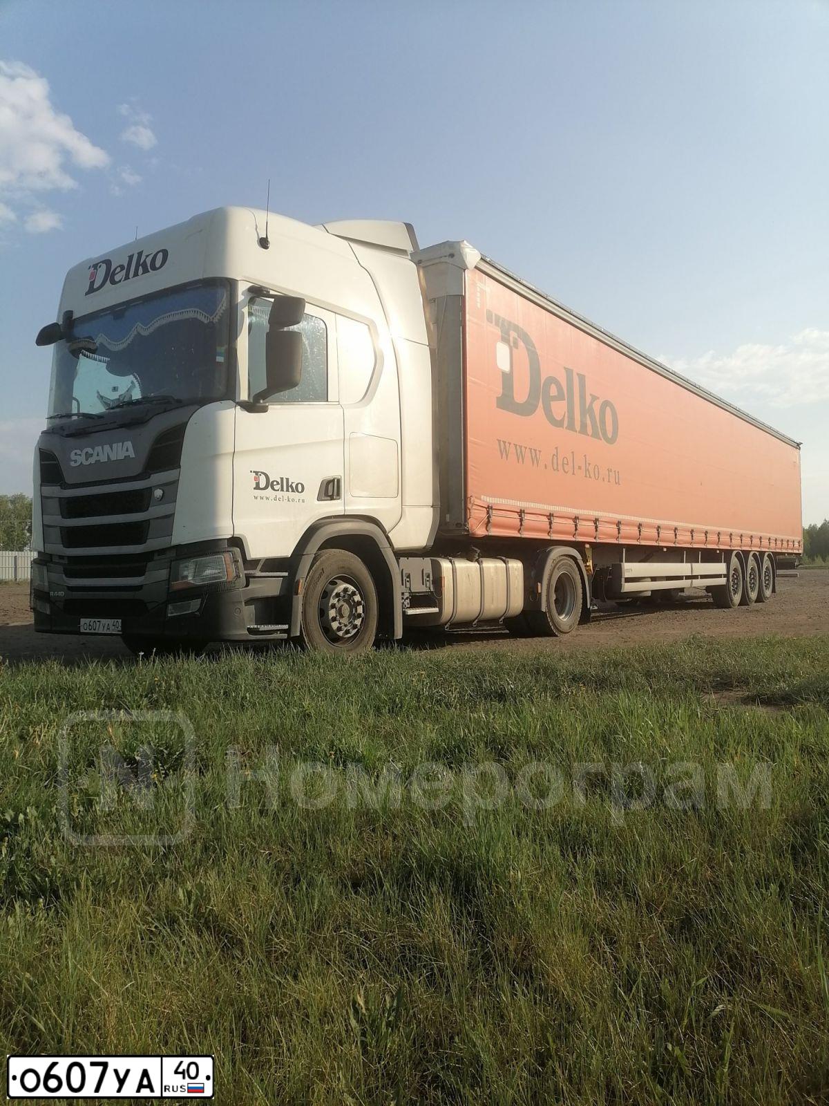Фото автомобиля SCANIA SERIE R /4X2/, 2020 — госномер О607УА40. Цвет: Белый