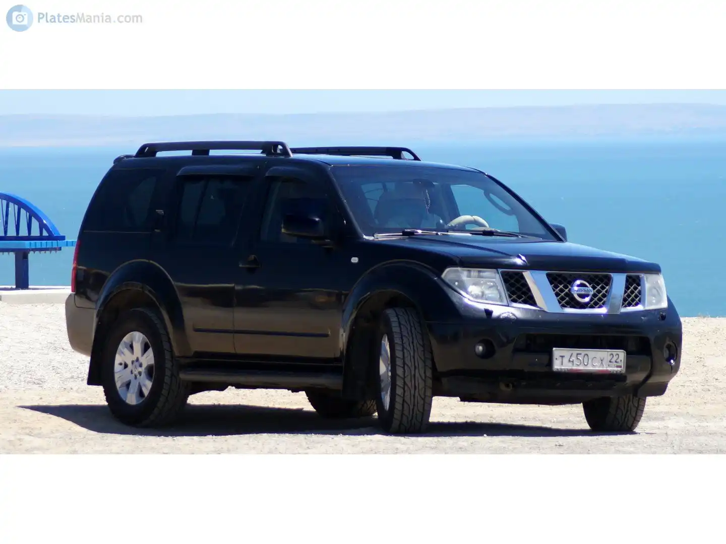 Фото автомобиля NISSAN PATHFINDER, 2006 — госномер Т403МВ152. Цвет: ЧЕРНЫЙ