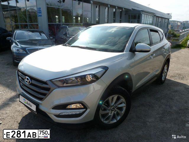 Фото автомобиля HYUNDAI TUCSON, 2016 — госномер А601НТ51. Цвет: СЕРЕБРИСТЫЙ