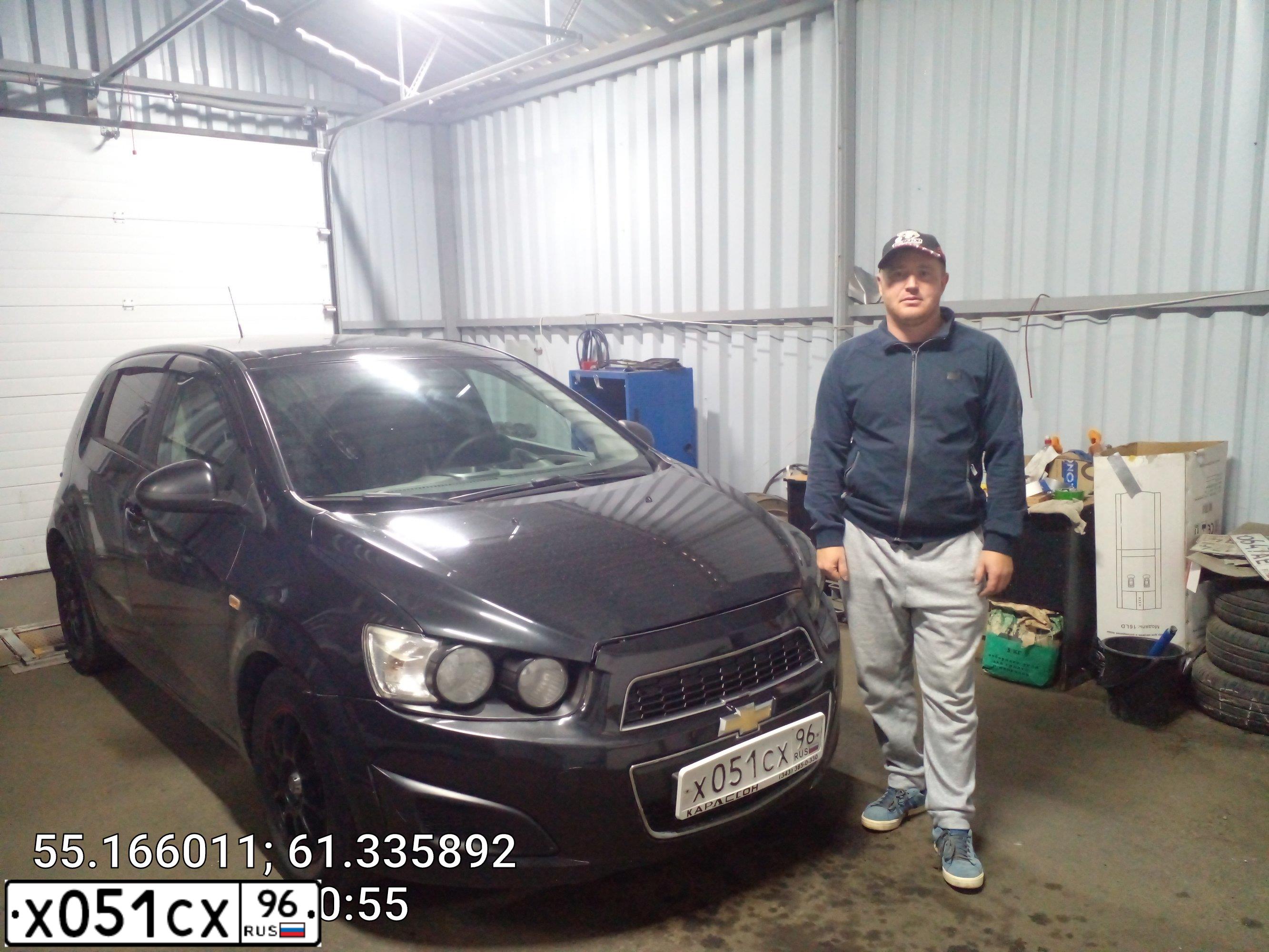Фото автомобиля CHEVROLET AVEO, 2012 — госномер А106ВУ774