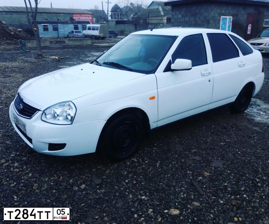 Фото автомобиля LADA 2172 PRIORA, 2011 — госномер Т274АМ05. Цвет: Белый
