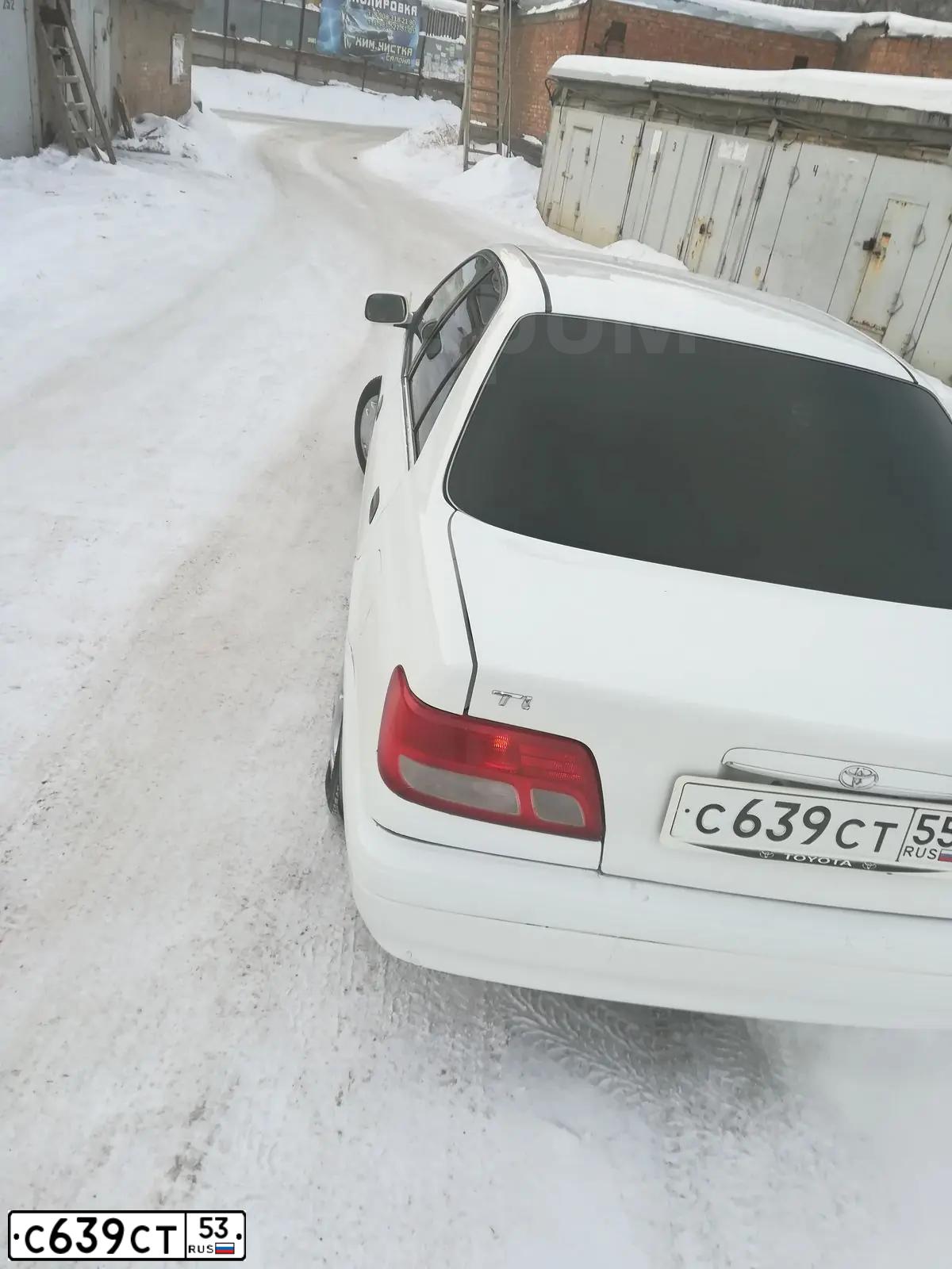 Фото автомобиля LADA 2107, 1996 — госномер У669НН77. Цвет: БЕЛЫЙ