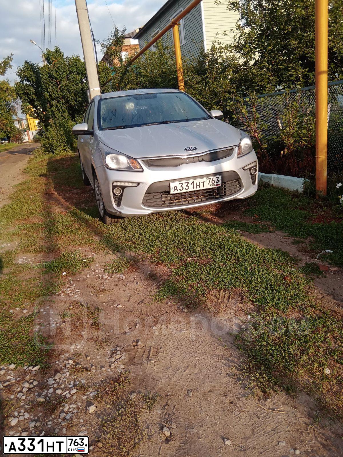 Фото автомобиля KIA RIO, 2018 — госномер А331НТ763. Цвет: Серебристый