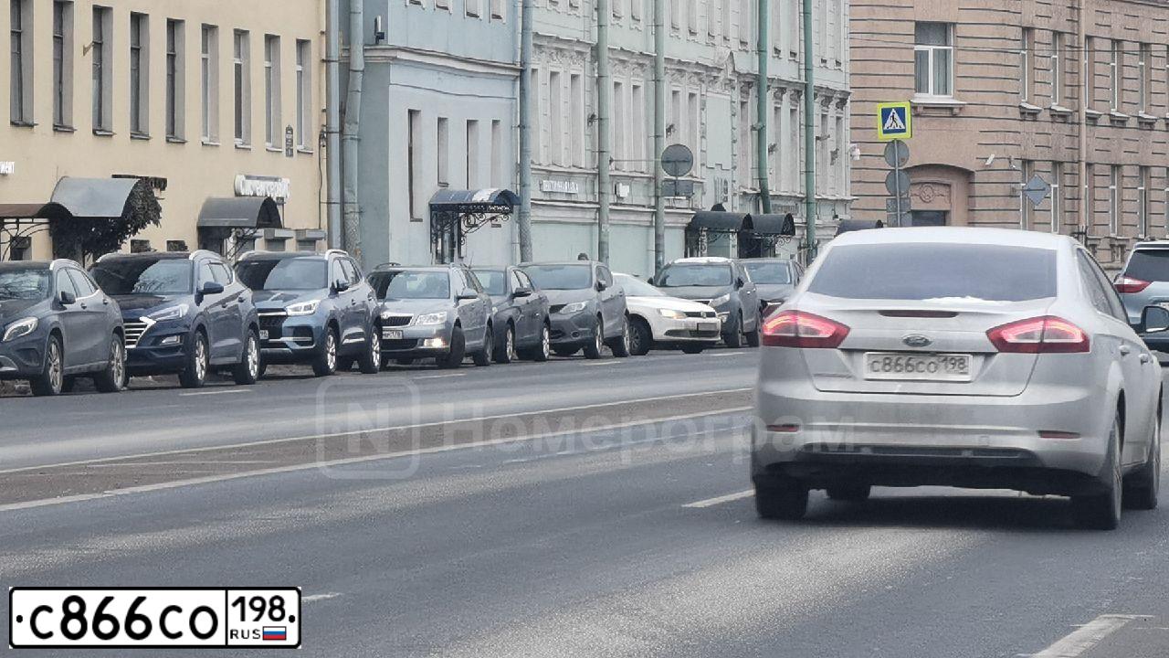 Фото автомобиля FORD MONDEO, 2013 — госномер С866СО198. Цвет: Серебристый