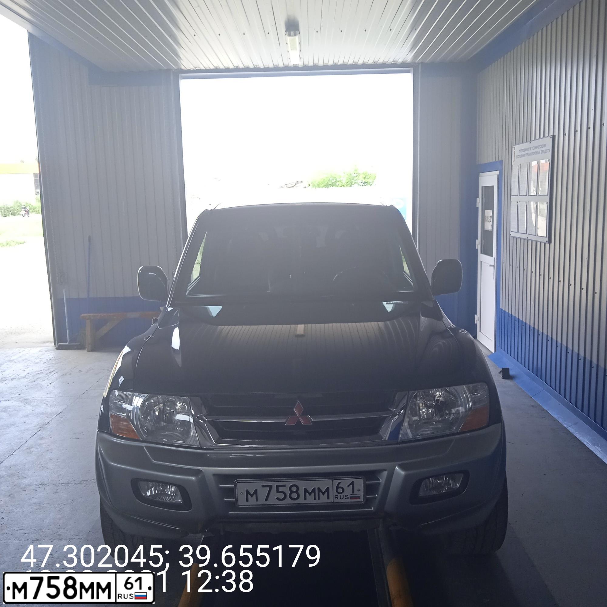 Фото автомобиля LEXUS GS, 2008 — госномер М758ММ61. Цвет: БЕЛЫЙ