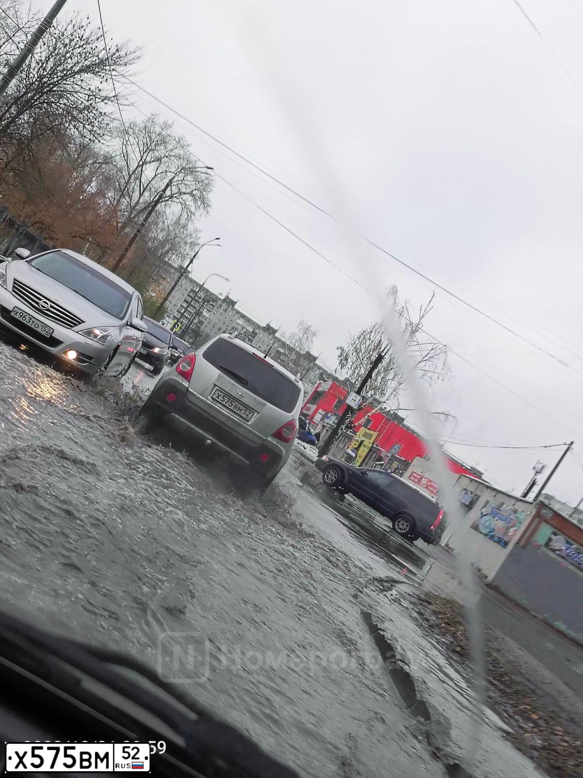 Фото автомобиля CHEVROLET CRUZE, 2012 — госномер С152ХТ152. Цвет: ЧЕРНЫЙ
