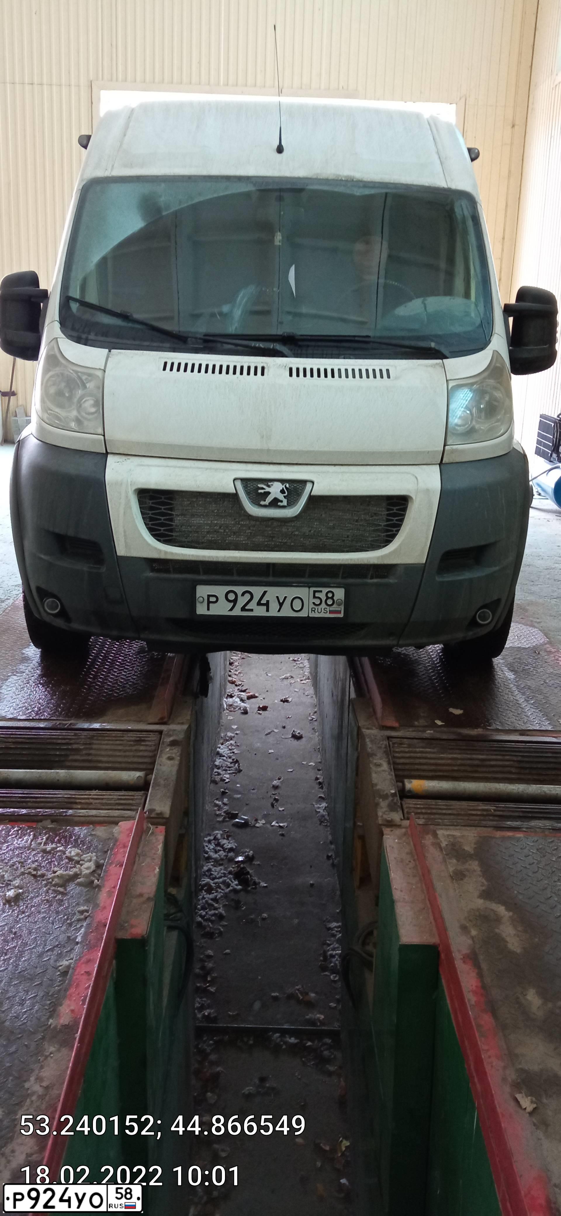 Фото автомобиля LADA 2115 SAMARA, 2004 — госномер Т225КН34. Цвет: СВЕТЛО СЕРЫЙ