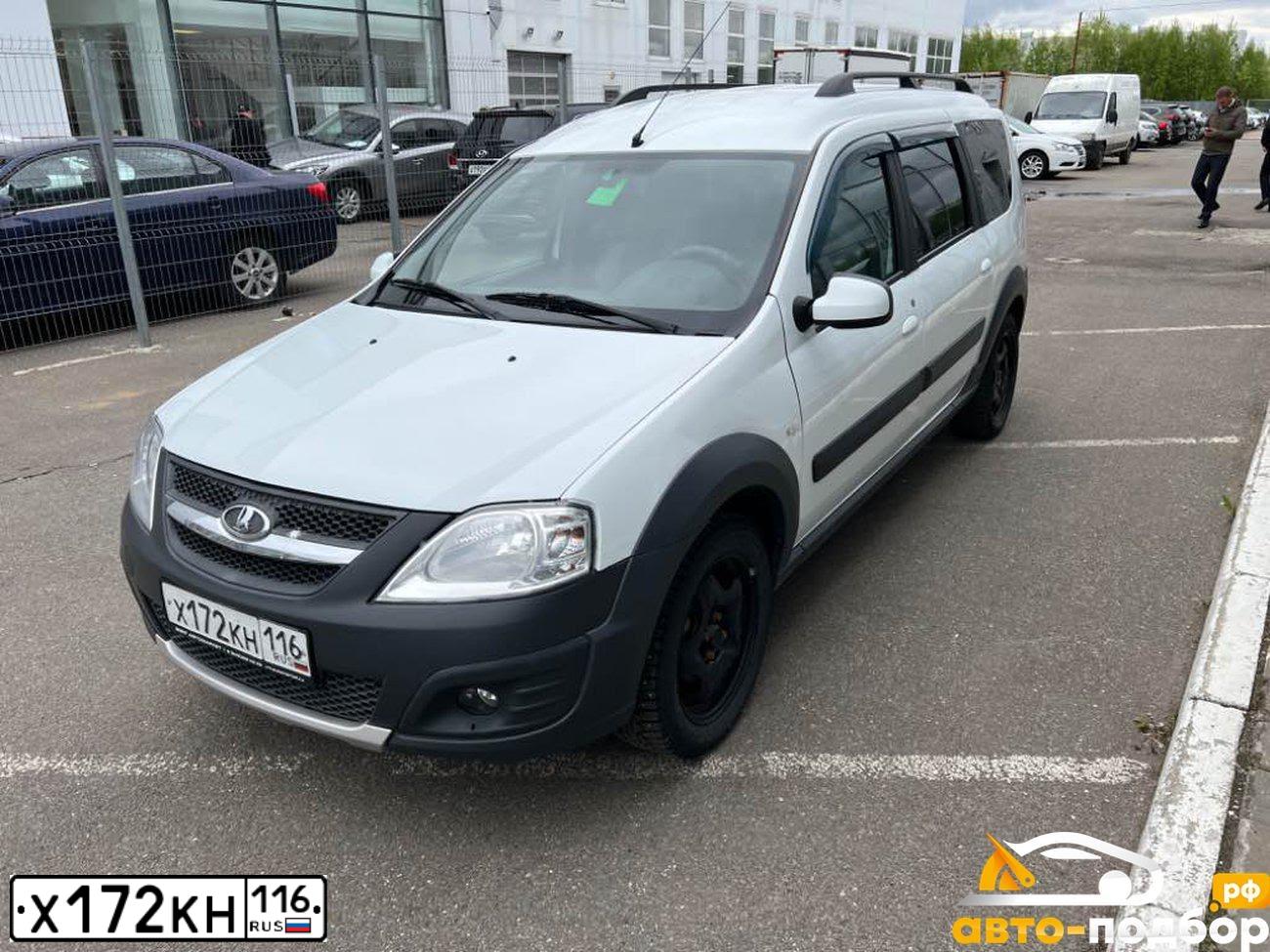 Фото автомобиля LADA LARGUS, 2016 — госномер В490ХО12. Цвет: Белый