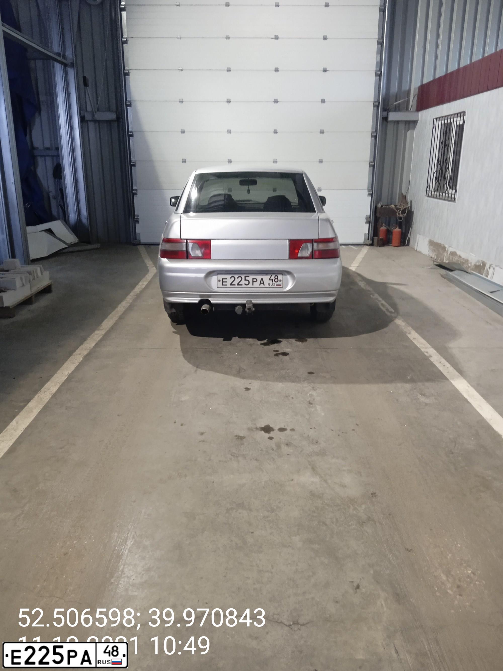 Фото автомобиля LADA 2110, 2007 — госномер С934АС181. Цвет: СВЕТЛО-СЕР.МЕТАЛ.