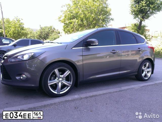 Фото автомобиля HYUNDAI SOLARIS, 2013 — госномер Е034ЕЕ161. Цвет: БЕЛЫЙ