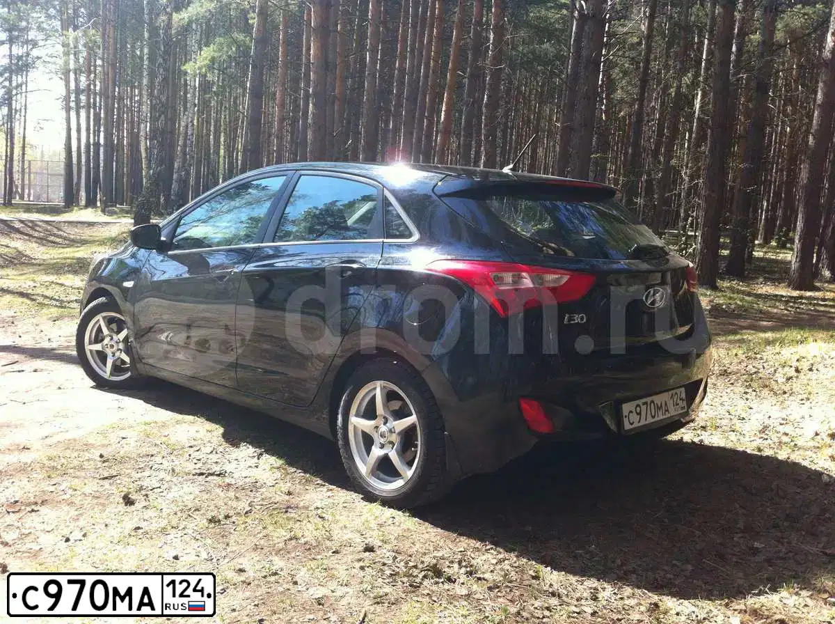 Фото автомобиля HYUNDAI I30, 2013 — госномер С970МА124. Цвет: ЧЕРНЫЙ