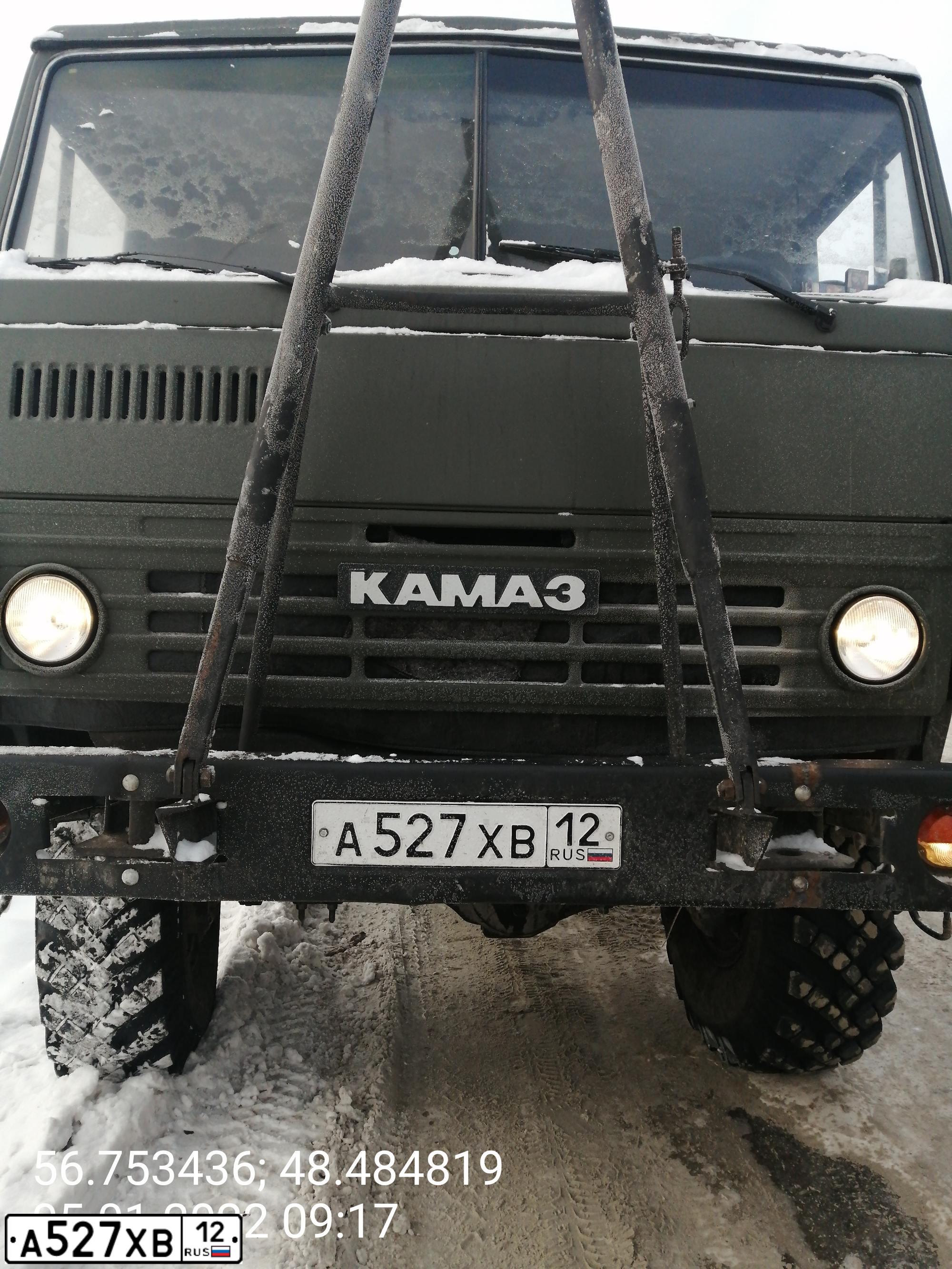 Фото автомобиля KAMAZ 4310 /6X6/, 1991 — госномер А527ХВ12. Цвет: ХАКИ