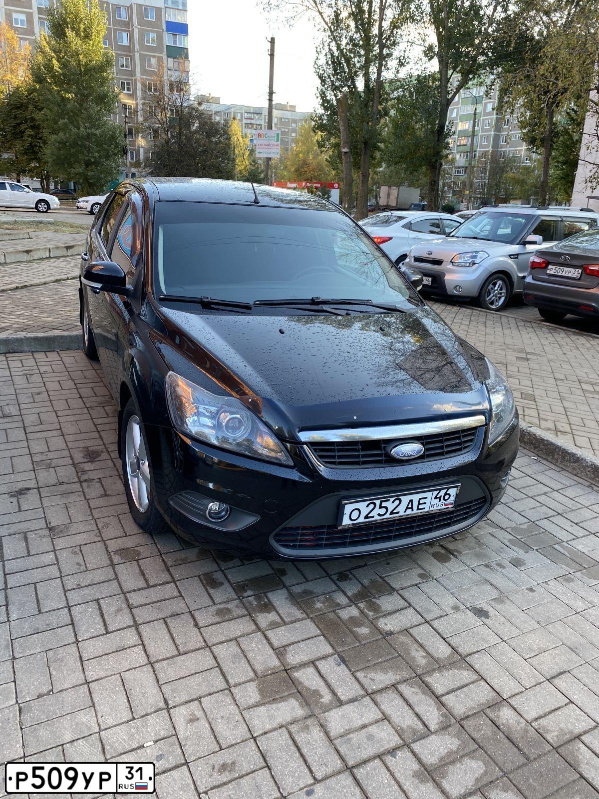 Фото автомобиля KIA RIO, 2011 — госномер Р509УР31. Цвет: Серый