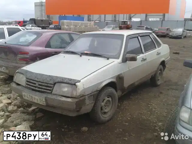 Фото автомобиля LADA 2109 SAMARA, 2000 — госномер Р438РУ64. Цвет: СЕРЕБРИСТ ЖЕЛТО-ЗЕЛЕНЫЙ